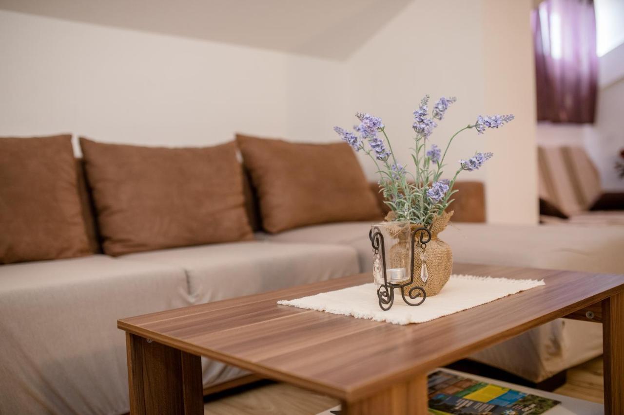 Apartments Šćerbe 3103 Mundanije Buitenkant foto